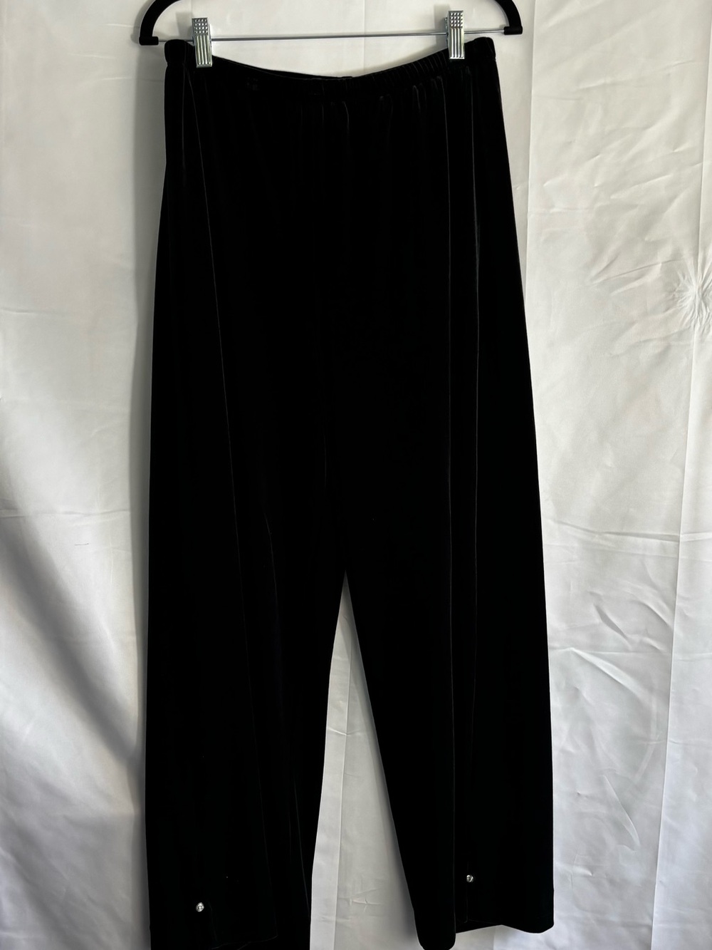 Chico's Black Velvet Wide-Leg Pull-On Pants